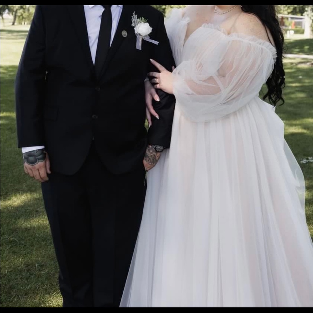 Plus size wedding dress bridal size 22 ( pant size 18)